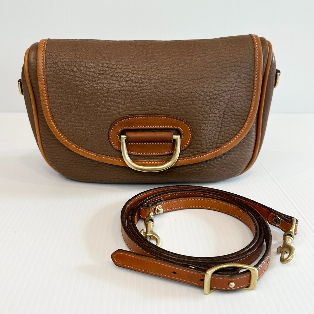 Vintage Dooney & Bourke Porthole Clutch Shoulder Bag Taupe/Tan AWL Rare